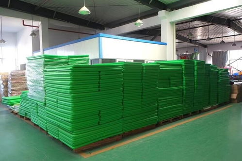 2022幼兒園木制塑料雙人桌四人桌六人桌工廠批發(fā)價